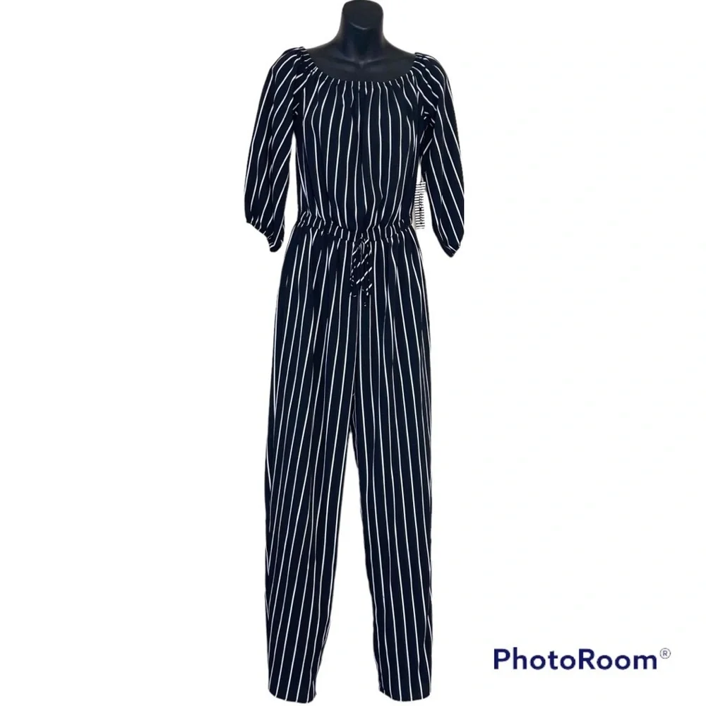 BNWT Haute Monde Off Shoulder Wide Leg Jumpsuit Sz M